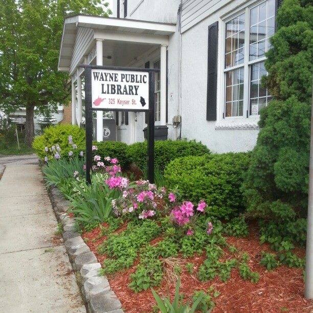 Outside of Wayne Library in Spring